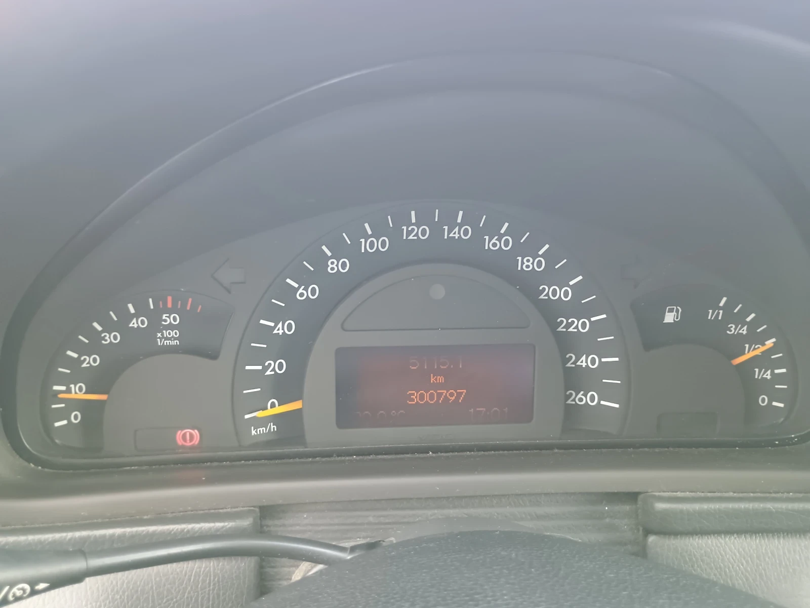 Mercedes-Benz C 220, снимка 6 - Автомобили и джипове - 55403258