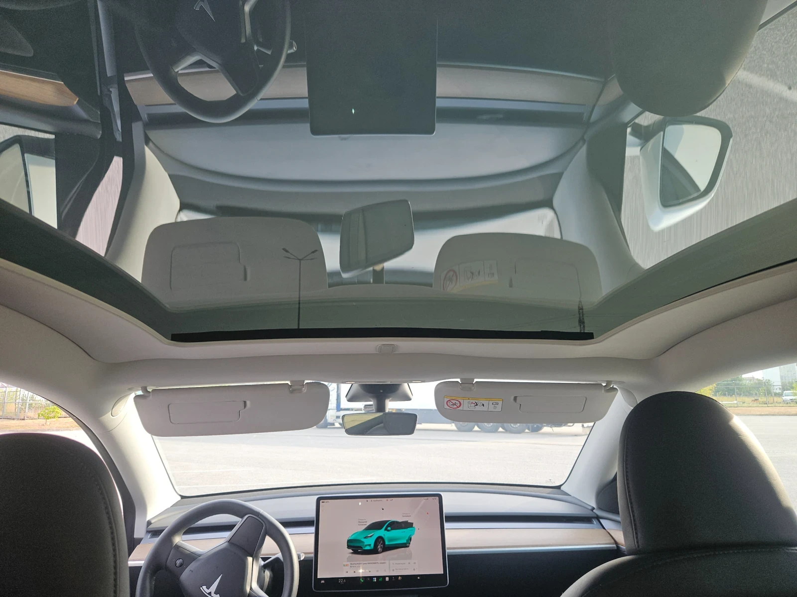 Tesla Model Y, снимка 9 - Автомобили и джипове - 55715122