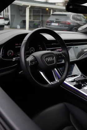 Audi Q8 130км каско история Matrix headup нов алтернатор - 36000 € / 70409.88 лв. - 88258376 8