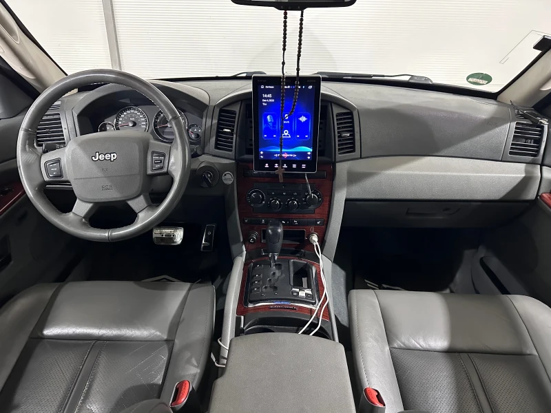 Jeep Grand cherokee 5.7i, снимка 8 - Автомобили и джипове - 52686339