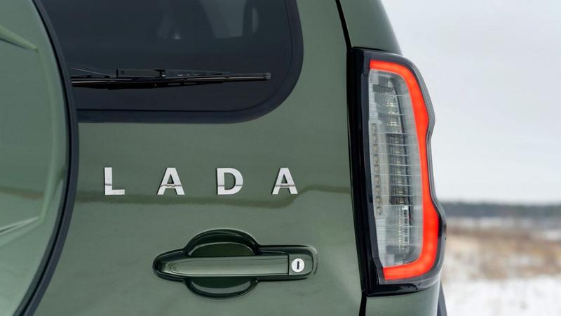 Lada Niva Travel, снимка 16 - Автомобили и джипове - 44212362