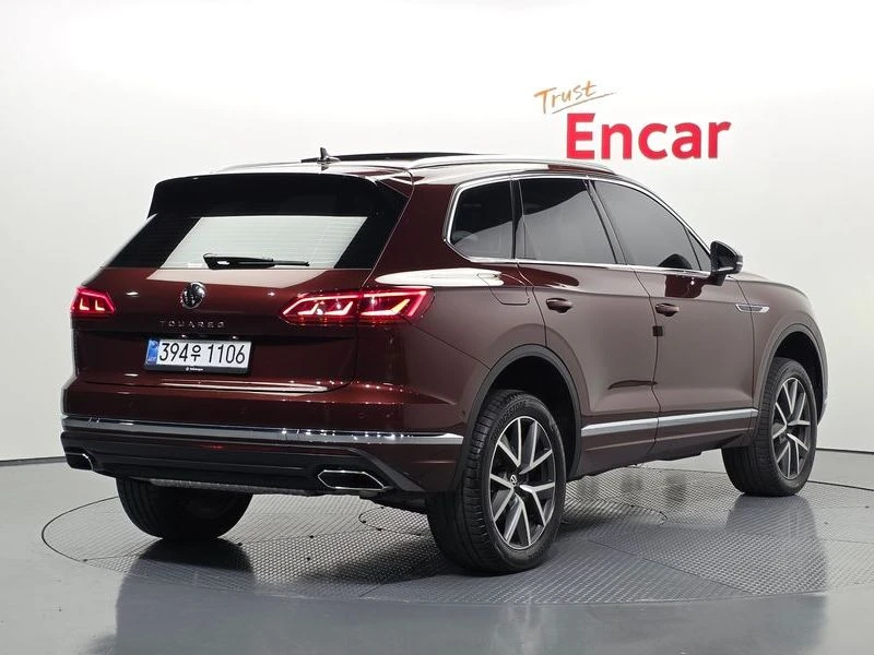VW Touareg 3.0 TDI Prestige, снимка 2 - Автомобили и джипове - 56087649