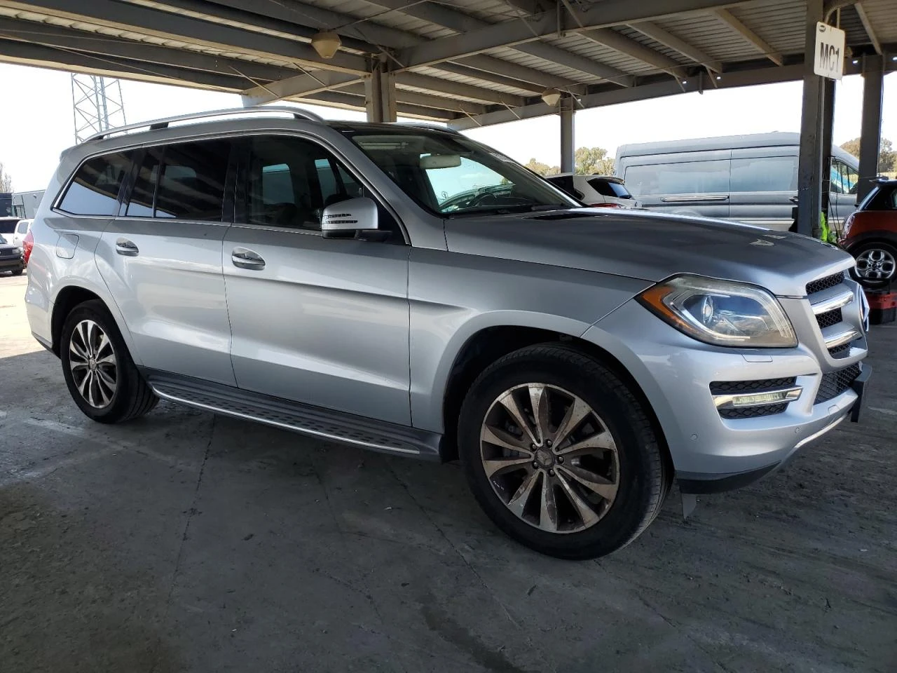 Mercedes-Benz GL 450 ПОДГРЕВ* КАМЕРА* КЕЙЛЕС* LANE* ASSIST - изображение 3