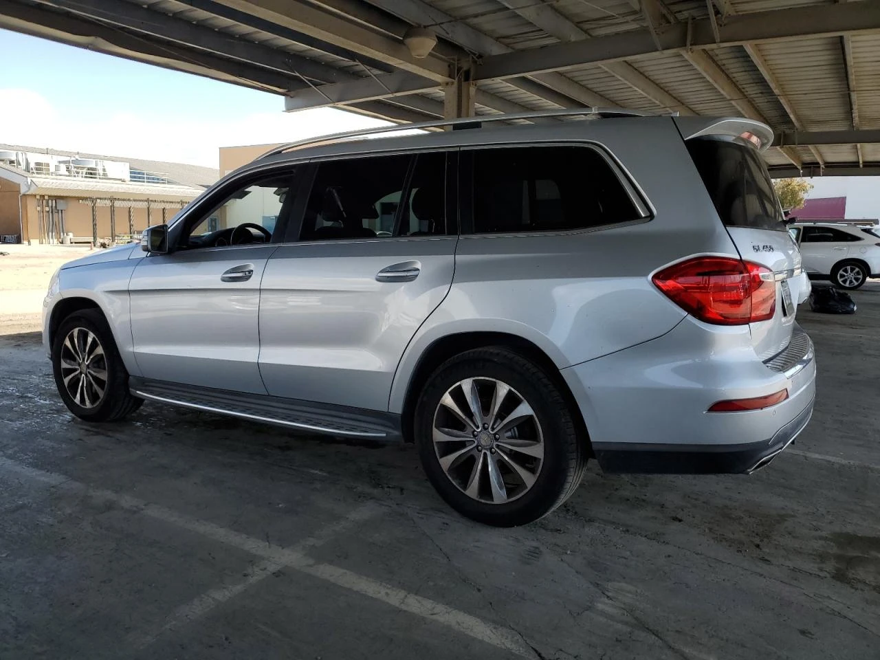 Mercedes-Benz GL 450 ПОДГРЕВ* КАМЕРА* КЕЙЛЕС* LANE* ASSIST - изображение 4