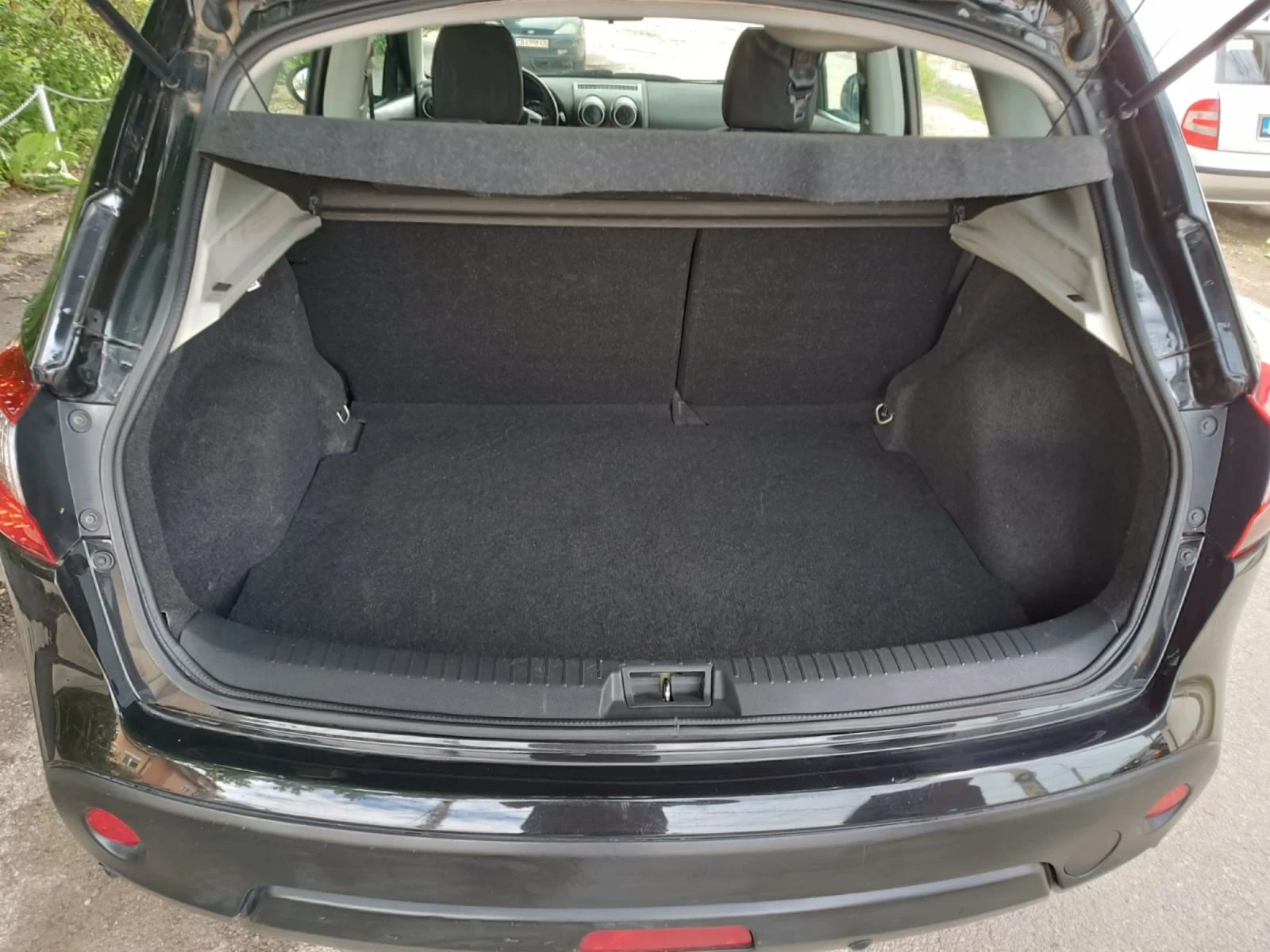 Nissan Qashqai 1.6dci 131ps 4x4 - изображение 8