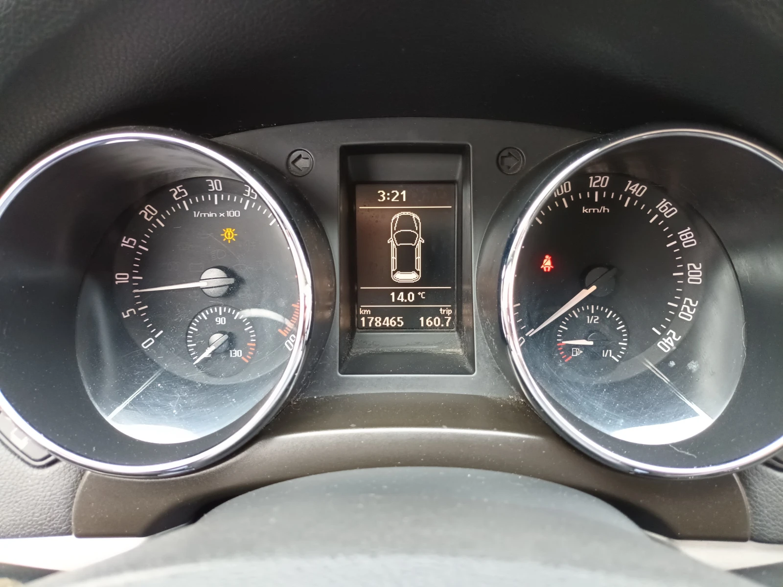 Skoda Yeti 44/2.0TDI/EURO 5 | Mobile.bg   14