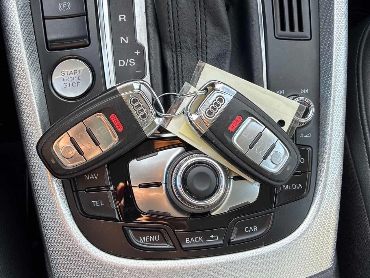 Audi Q5 * 2.0T Technik * 2 �����* KEYLESS* ����* �������*  | Mobile.bg � ����������� 12