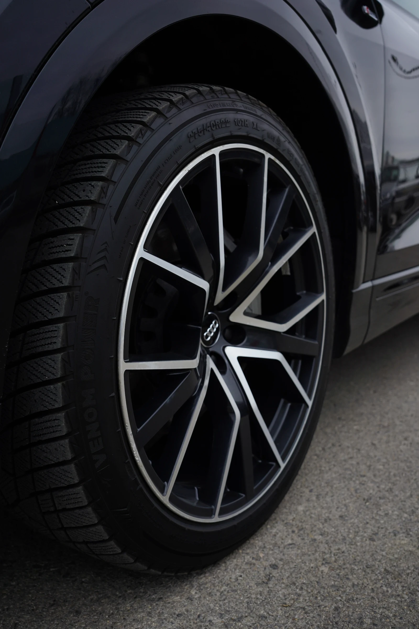 Audi Q8 130км каско история Matrix headup нов алтернатор, снимка 7 - Автомобили и джипове - 53906656