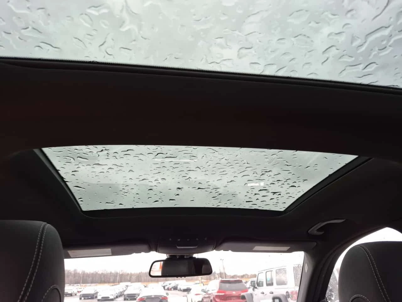 Mercedes-Benz GLC 43 AMG 360* BURMESTER* ПАНОРАМА* ПОДГРЕВИ* CARFAX, снимка 13 - Автомобили и джипове - 54185702