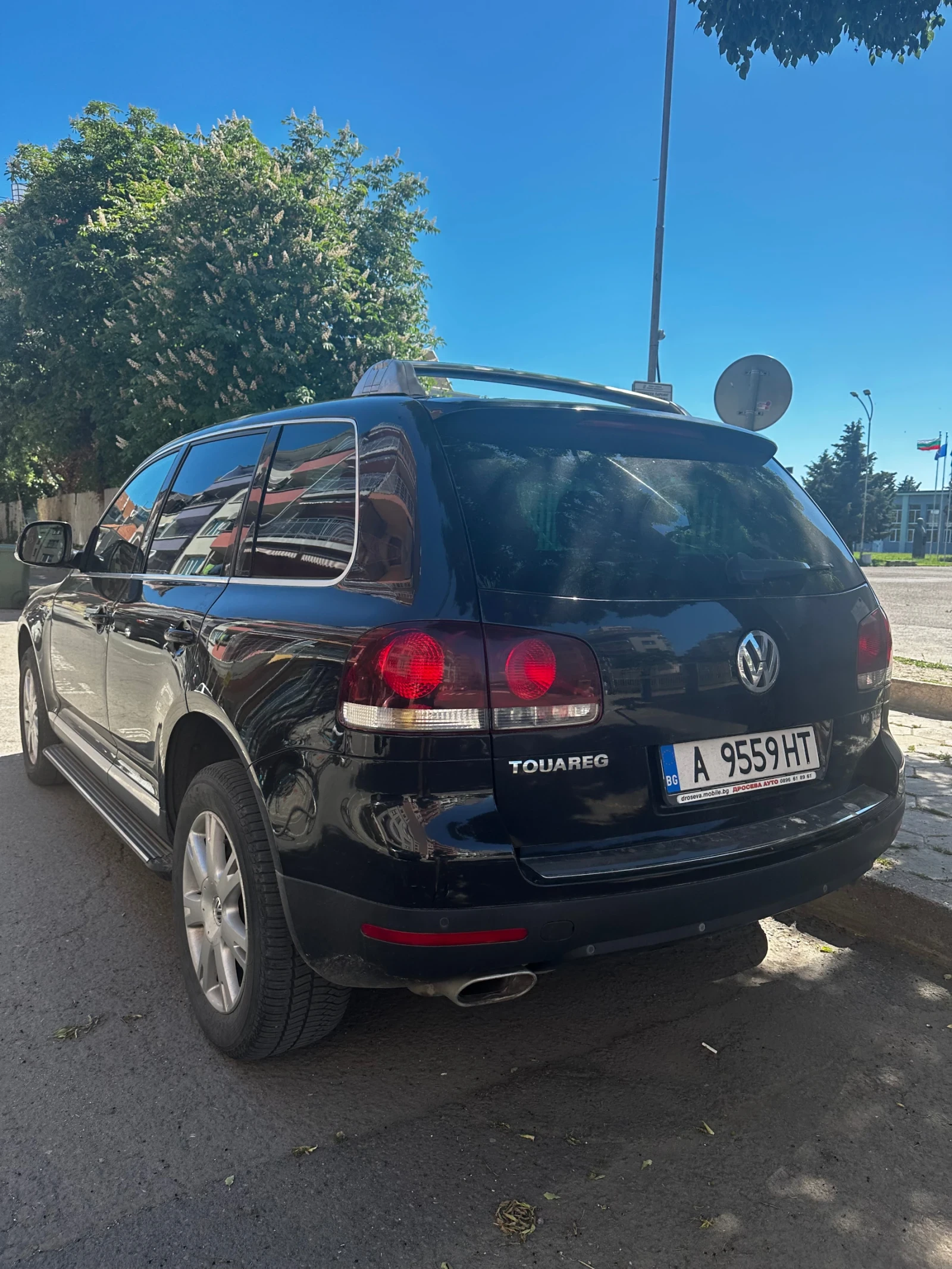 VW Touareg, снимка 11 - Автомобили и джипове - 54693790