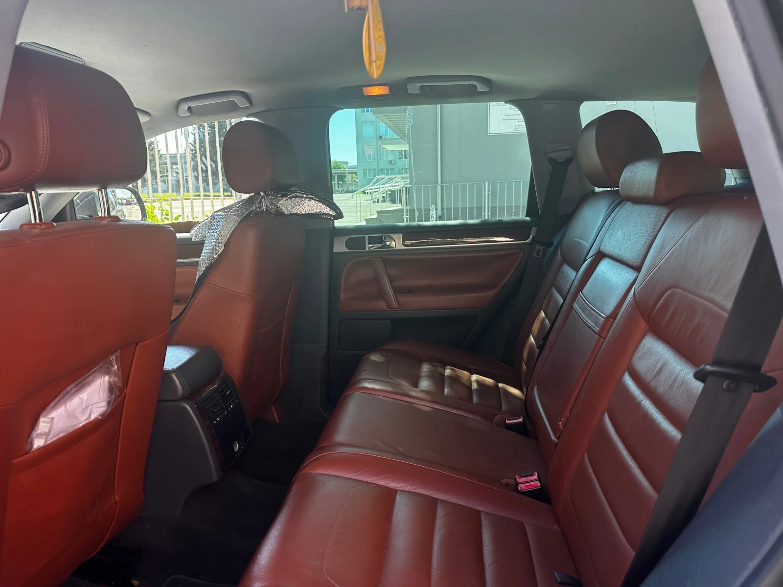 VW Touareg, снимка 8 - Автомобили и джипове - 54693790