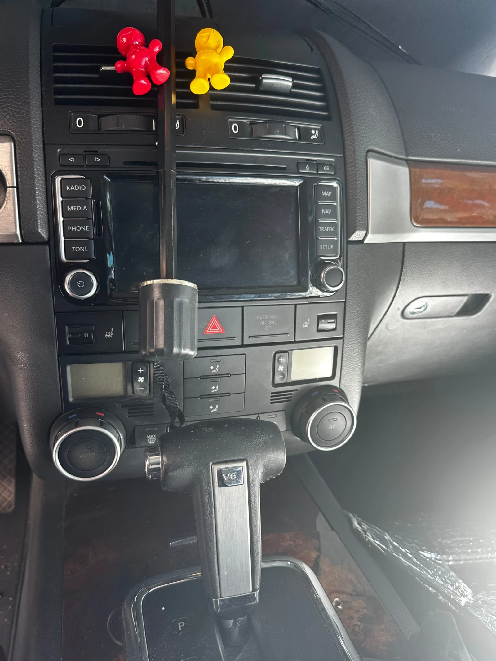 VW Touareg, снимка 7 - Автомобили и джипове - 54693790