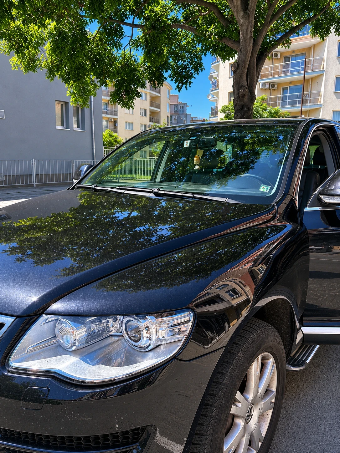 VW Touareg, снимка 2 - Автомобили и джипове - 54693790