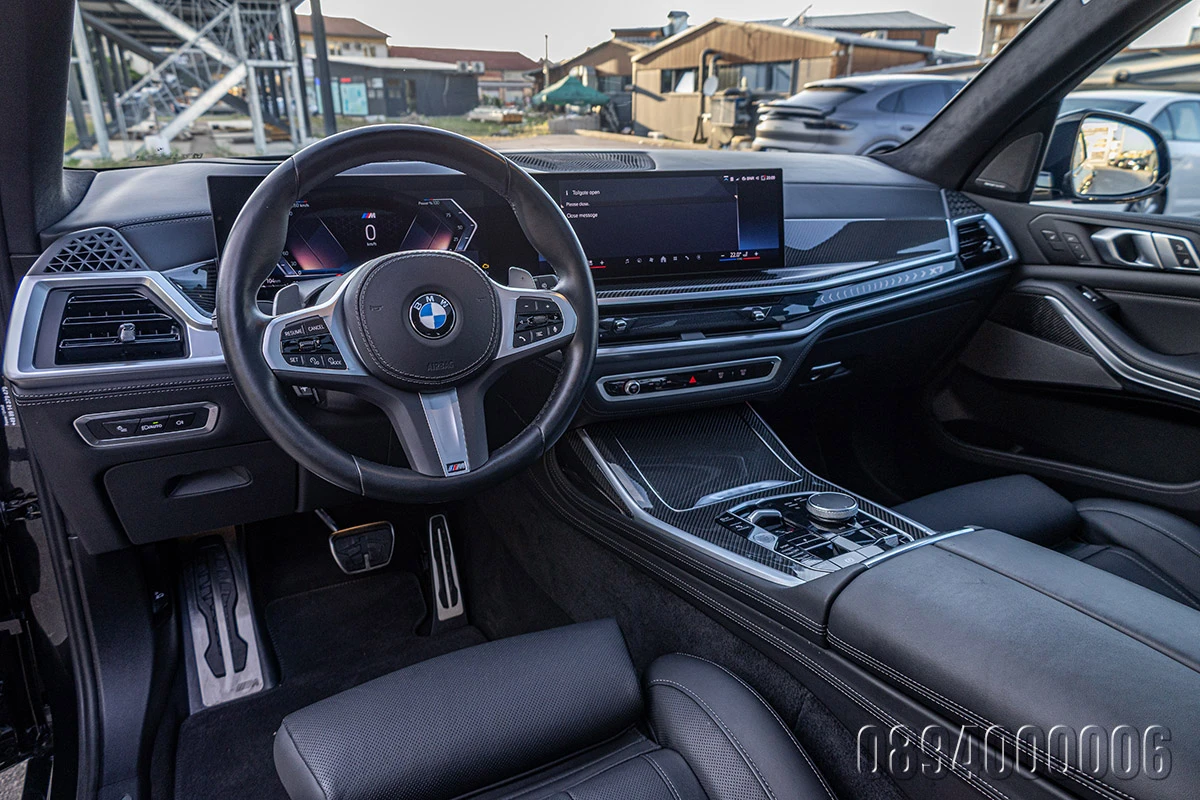 BMW X7 40d M SPORT PACK CARBON F-LIFT INDIVID PANO ОБДУХВ, снимка 9 - Автомобили и джипове - 55094397