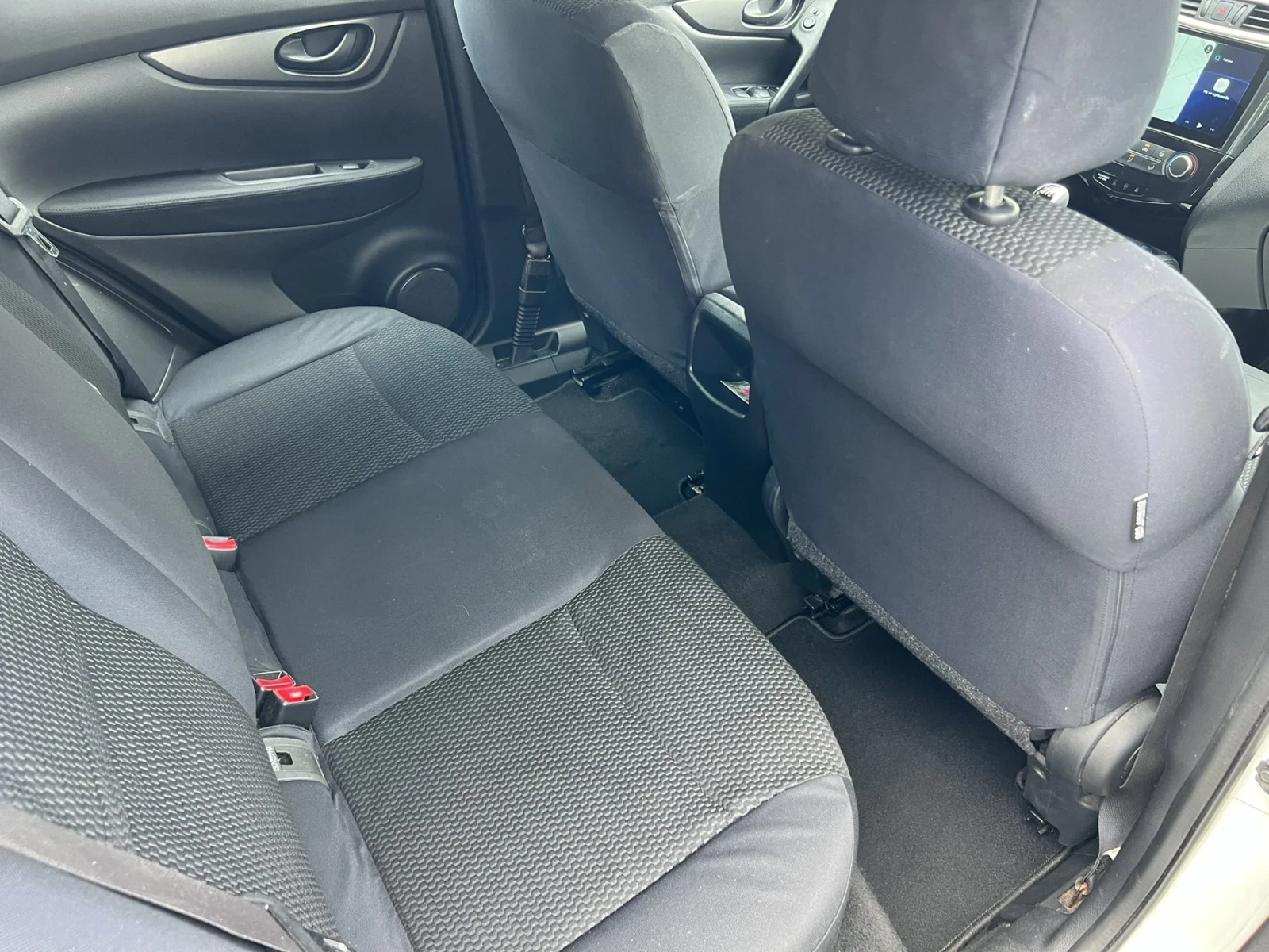 Nissan Qashqai 1.5DCI -NAVI, снимка 11 - Автомобили и джипове - 55278707