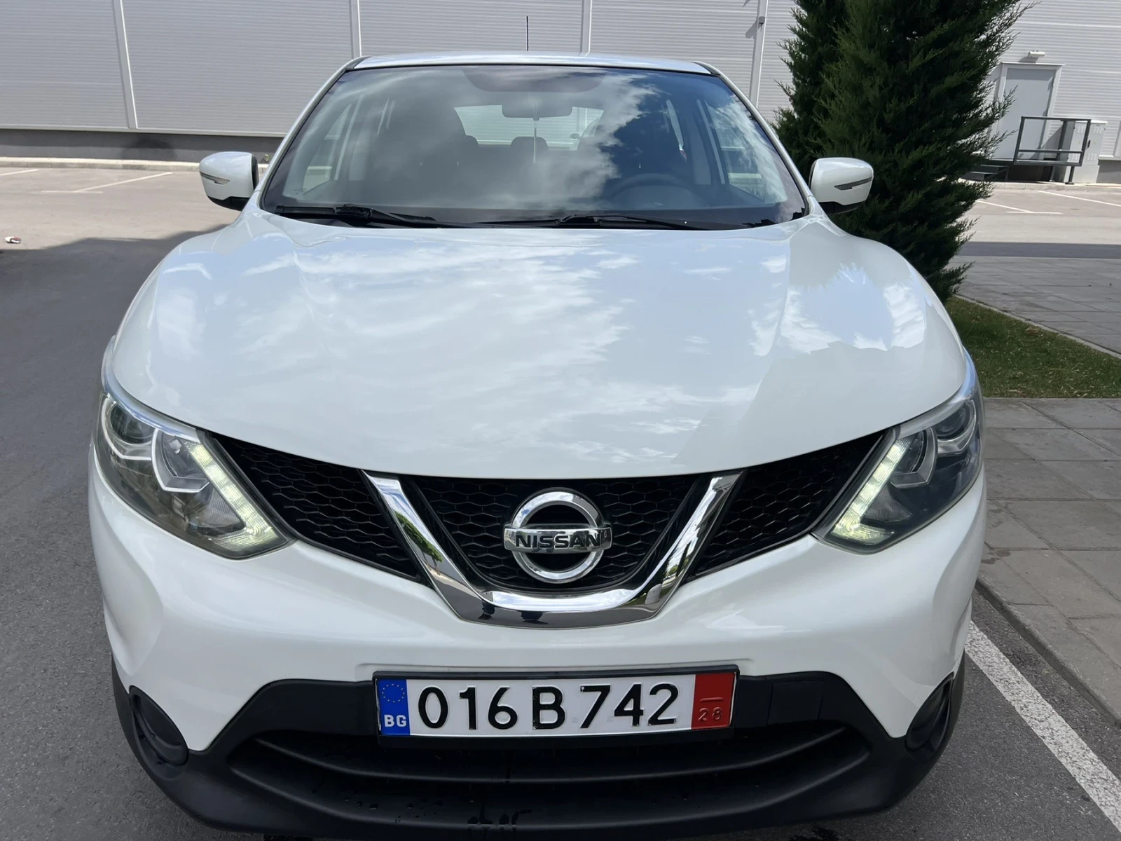 Nissan Qashqai 1.5DCI -NAVI, снимка 10 - Автомобили и джипове - 55278707