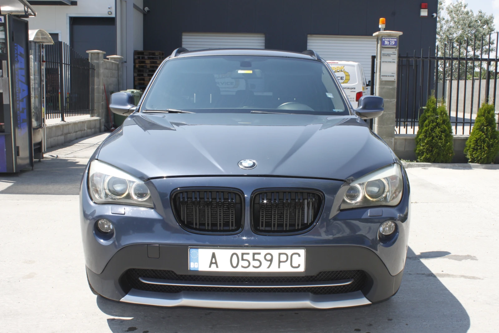 BMW X1 18d* Sdrive* Нави* PDC* АВТОМАТ, снимка 2 - Автомобили и джипове - 55302066
