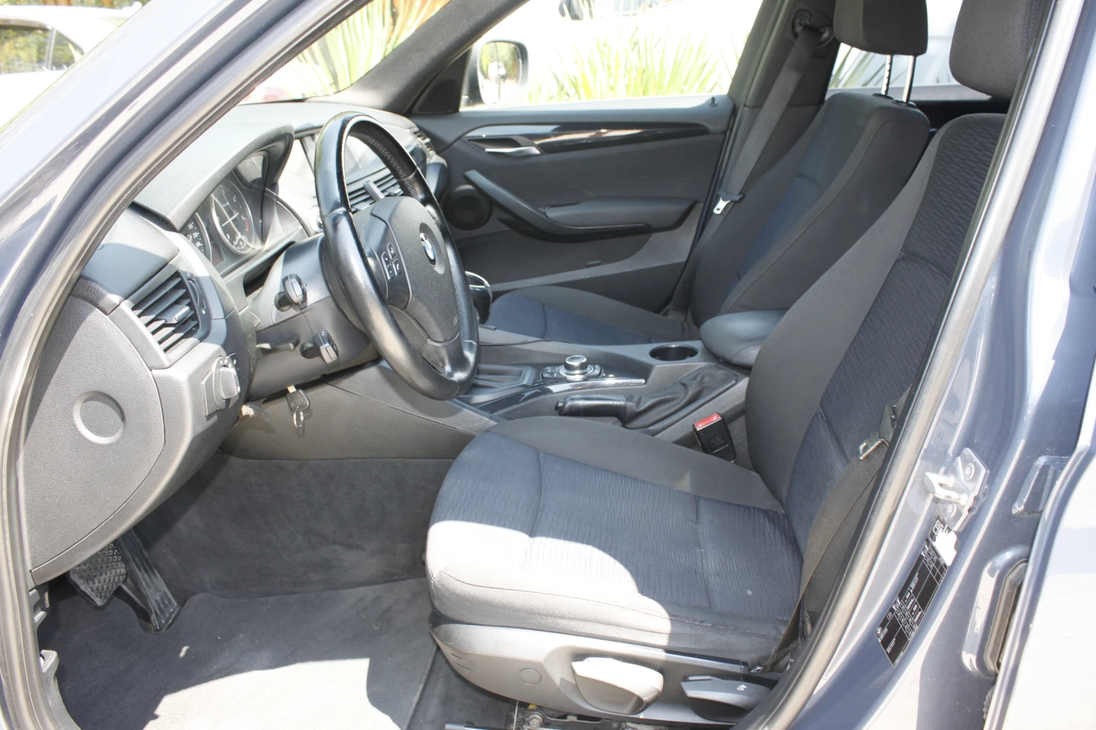 BMW X1 18d* Sdrive* Нави* PDC* АВТОМАТ, снимка 9 - Автомобили и джипове - 55302066