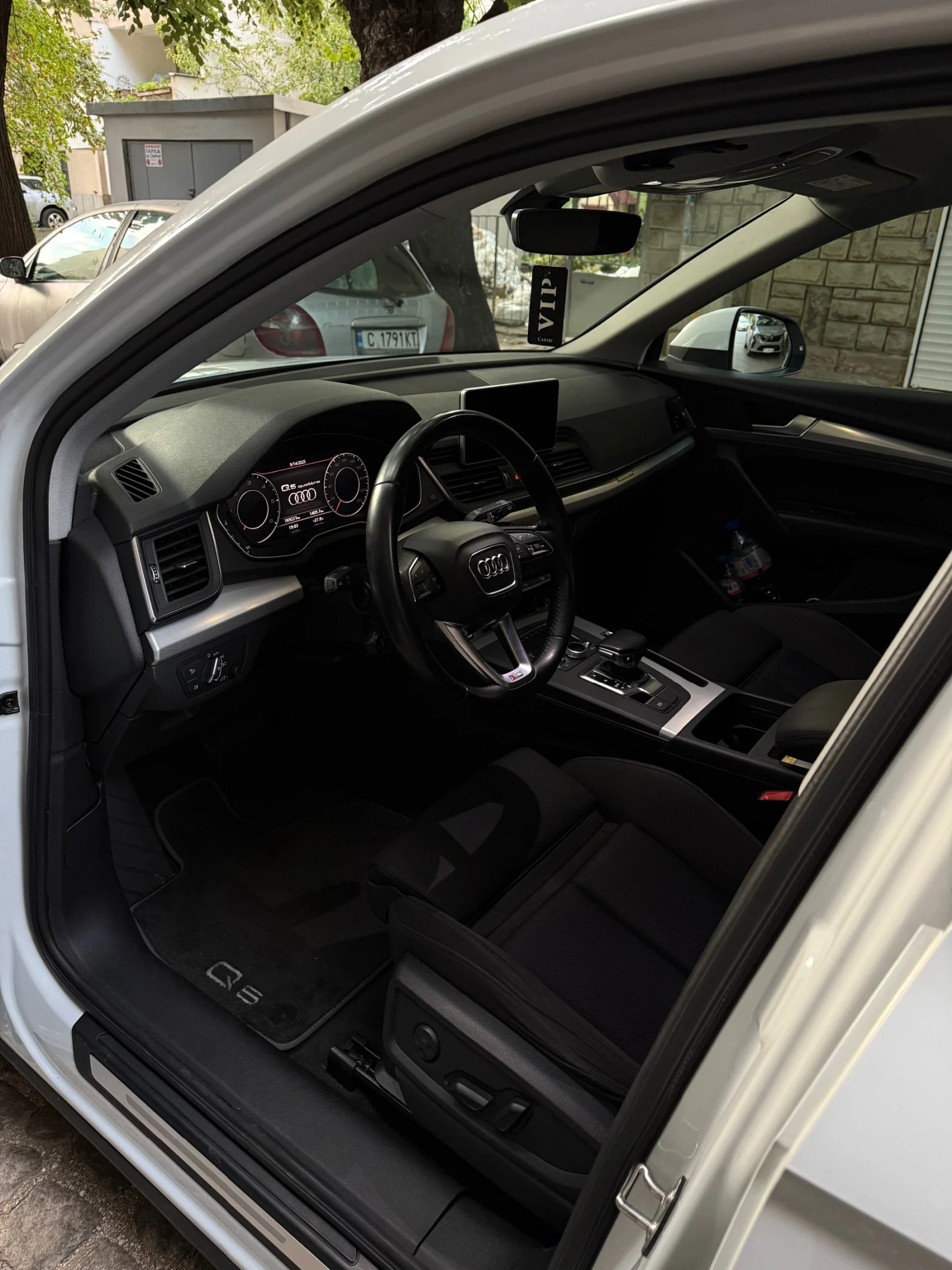 Audi Q5, снимка 9 - Автомобили и джипове - 55562575