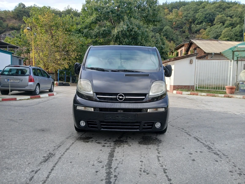 Opel Vivaro, снимка 8 - Бусове и автобуси - 47636840