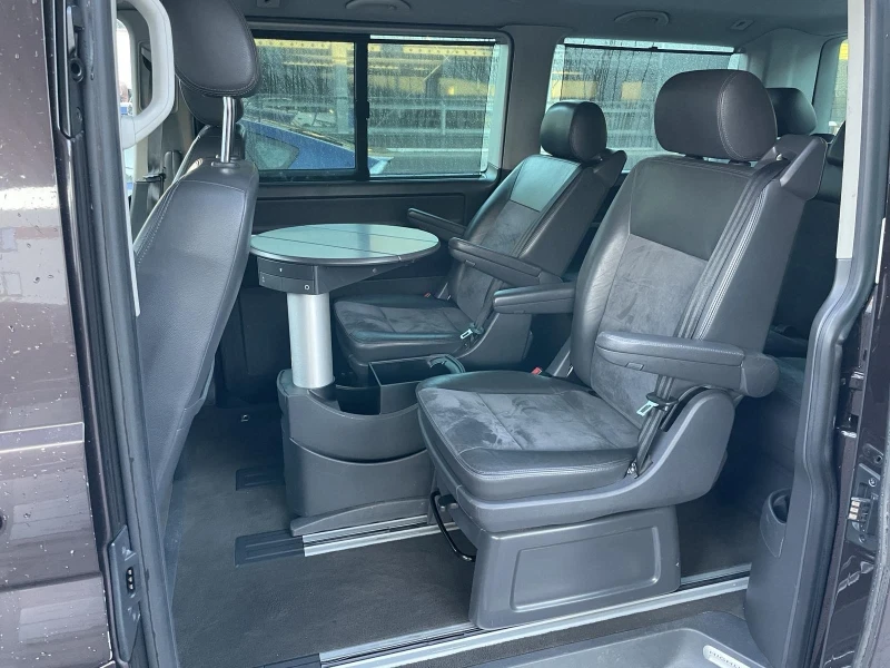 VW Multivan T5, снимка 12 - Бусове и автобуси - 53499696