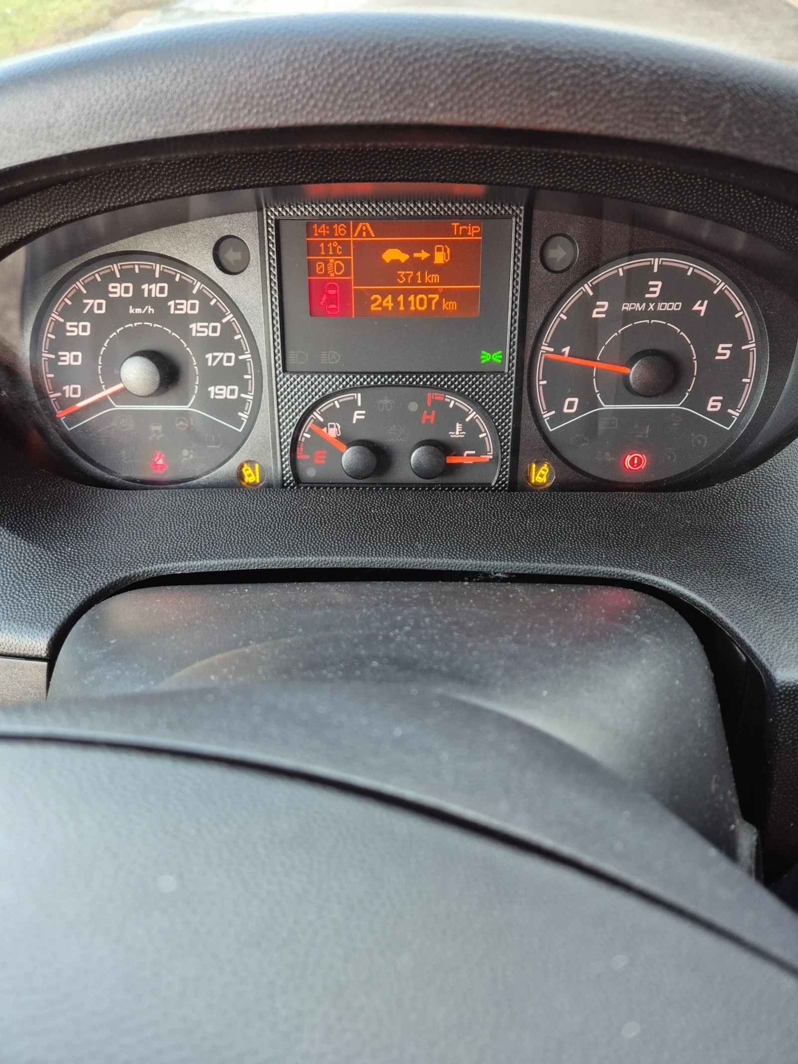 Peugeot Boxer, снимка 13 - Бусове и автобуси - 53914555