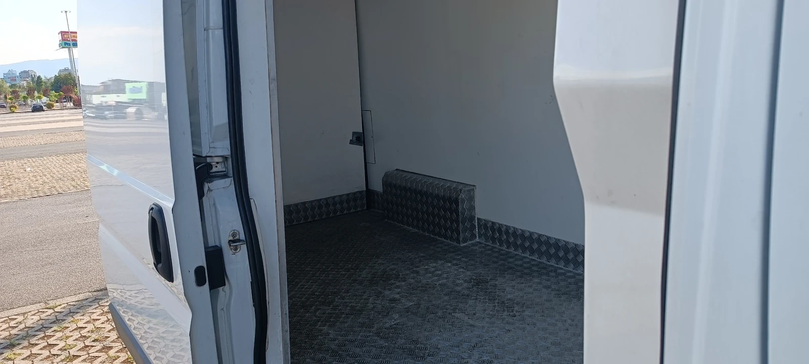 Fiat Ducato 2.3 MultiJet , снимка 17 - Бусове и автобуси - 56298535