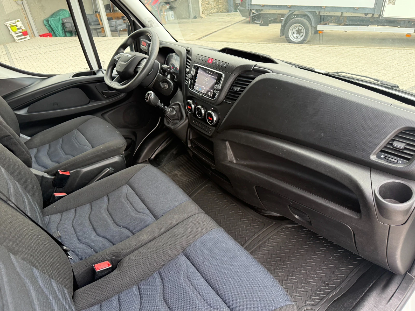 Iveco Daily 35-160 ��������+ ����� Euro 6d - New Model  | Mobile.bg � ����������� 10
