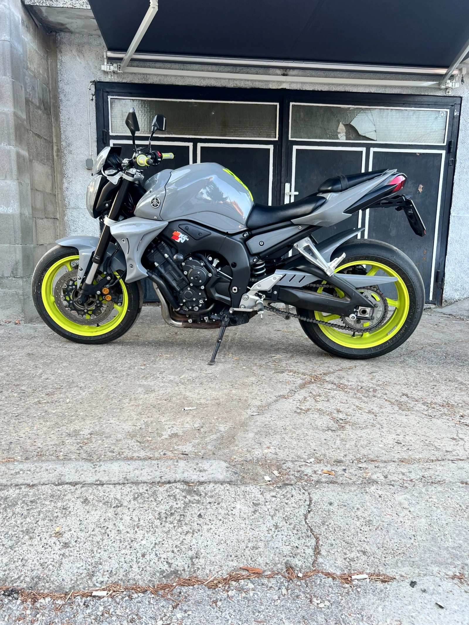 Yamaha FZ1