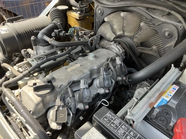  Komatsu      | Mobile.bg   9