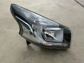 Десен Фар за Renault Trafic 2016г. , снимка 1