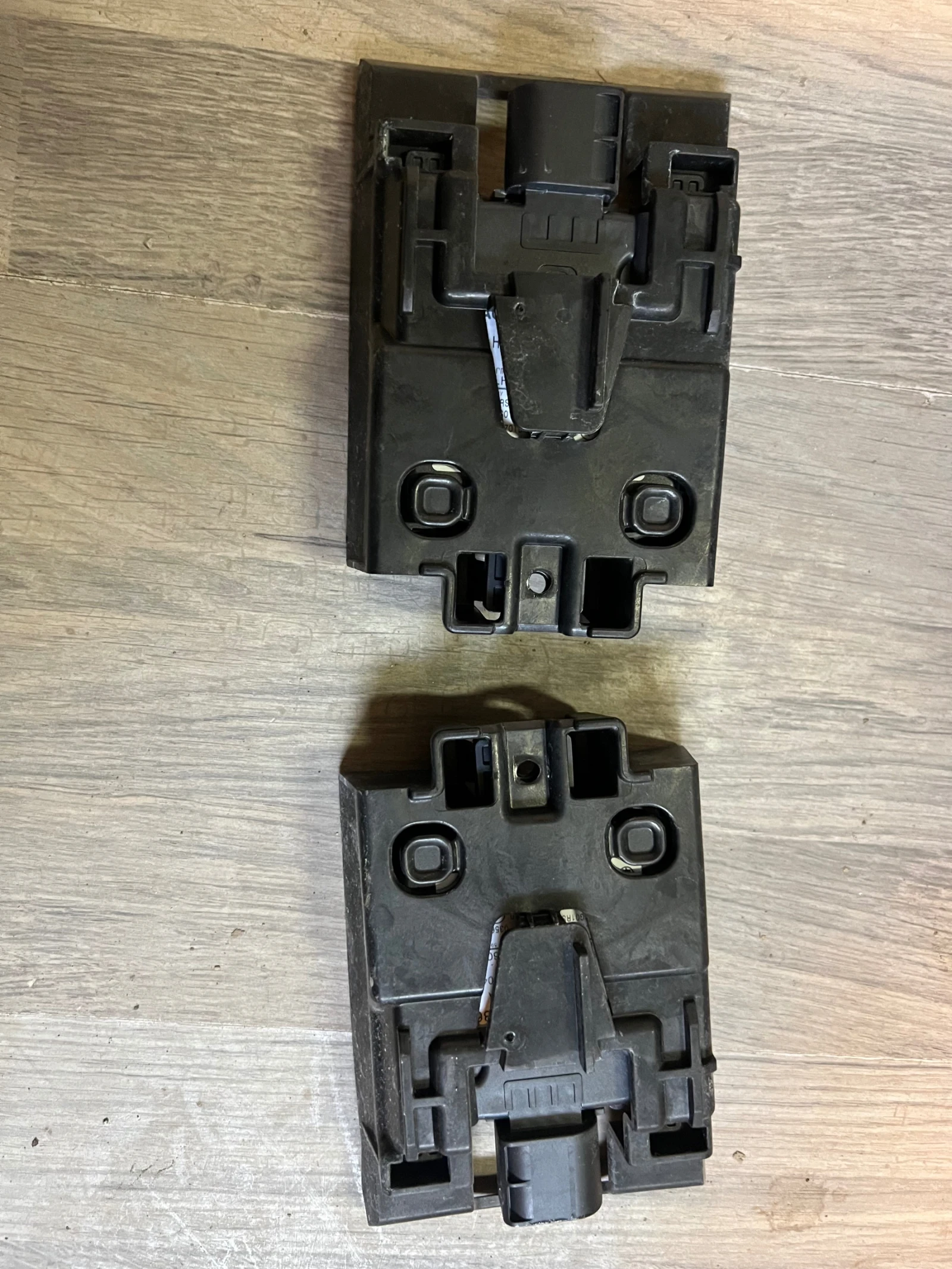 2Q0907685A 2Q0 907 685 A ����� ������ VW T-CROSS  | Mobile.bg � ����������� 4