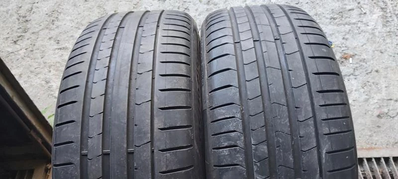 Гуми Летни 245/40R19, снимка 1 - Гуми и джанти - 33849814