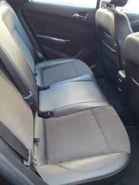 Opel Astra 1.7CDTi COSMO* ОТЛИЧНА* , снимка 9