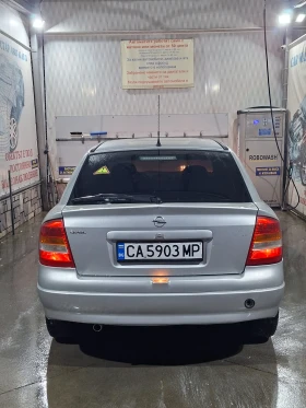 Opel Astra, снимка 2