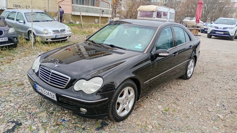 Mercedes-Benz C 220 Лек, снимка 2 - Автомобили и джипове - 48151014