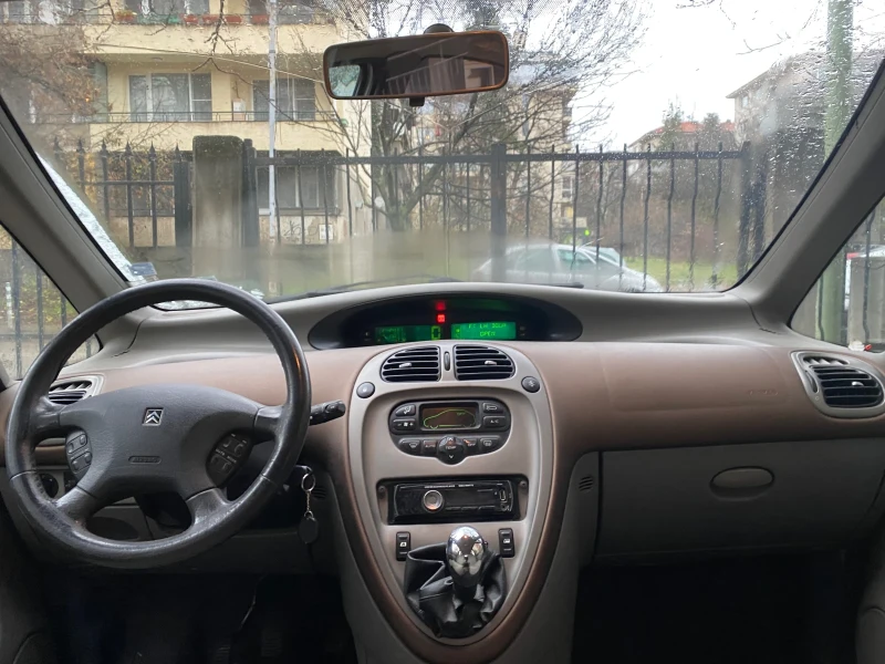 Citroen Xsara picasso 2.0 HDI, снимка 6 - Автомобили и джипове - 48271082