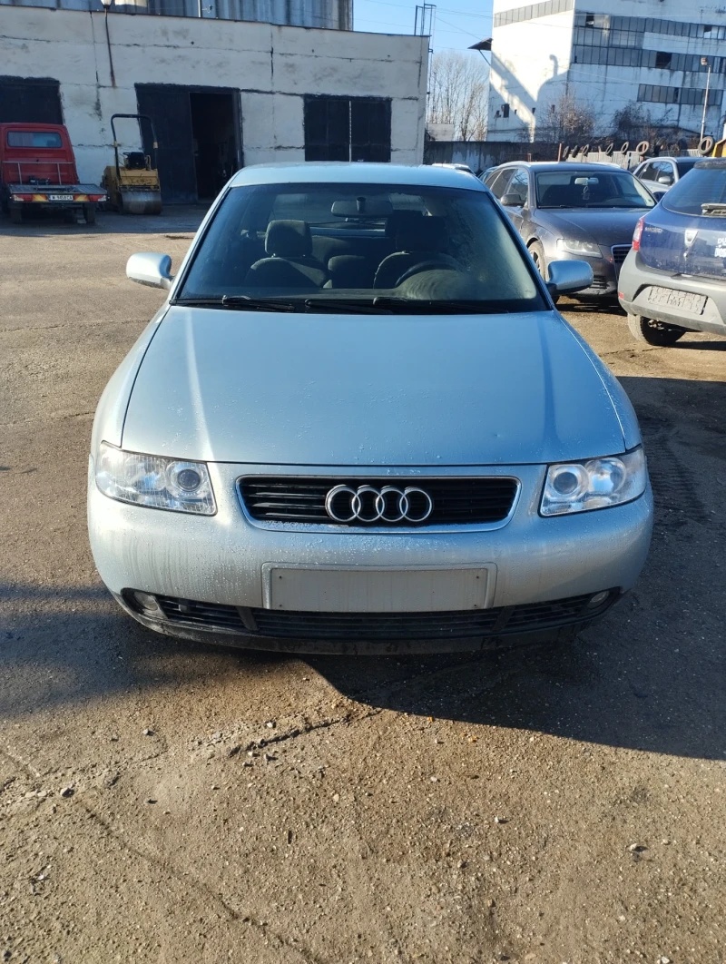 Audi A3 1.8, снимка 1 - Автомобили и джипове - 48433747