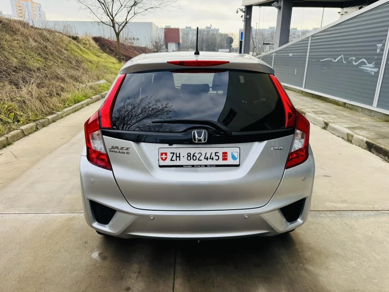 Honda Jazz 1.3 V-TEC, снимка 7 - Автомобили и джипове - 48633773