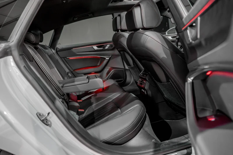 Audi A7 5.5 TFSI / RS7 / B&O /PANORAMA / MATRIX /HUD /FULL, снимка 15 - Автомобили и джипове - 51380931