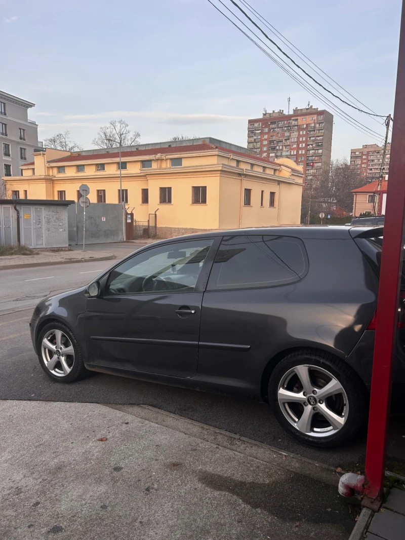 VW Golf, снимка 4 - Автомобили и джипове - 52451550