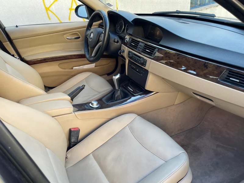 BMW 320 * Navi* 163 * Dynamic xenon * Light pack * Кожа, снимка 10 - Автомобили и джипове - 52937292