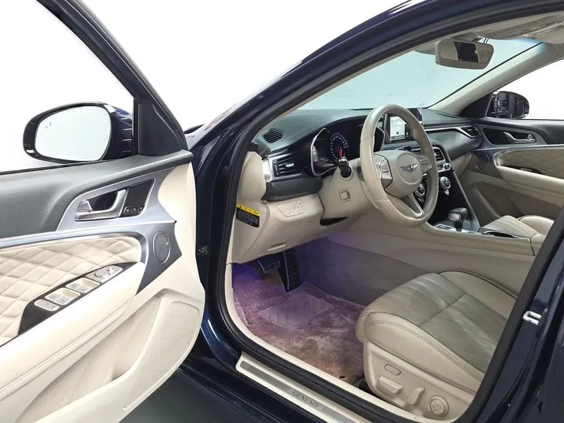 Genesis G70 3.3T Sports Supreme, снимка 10 - Автомобили и джипове - 55207740