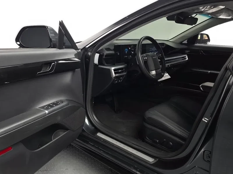 Hyundai Grandeur 2.5 Gasoline 2Wd Premium, снимка 10 - Автомобили и джипове - 55644130
