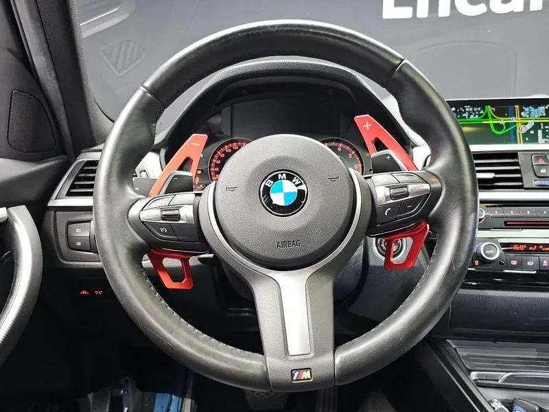 BMW 320 i - САМО 30% АВАНС, снимка 13 - Автомобили и джипове - 56304458