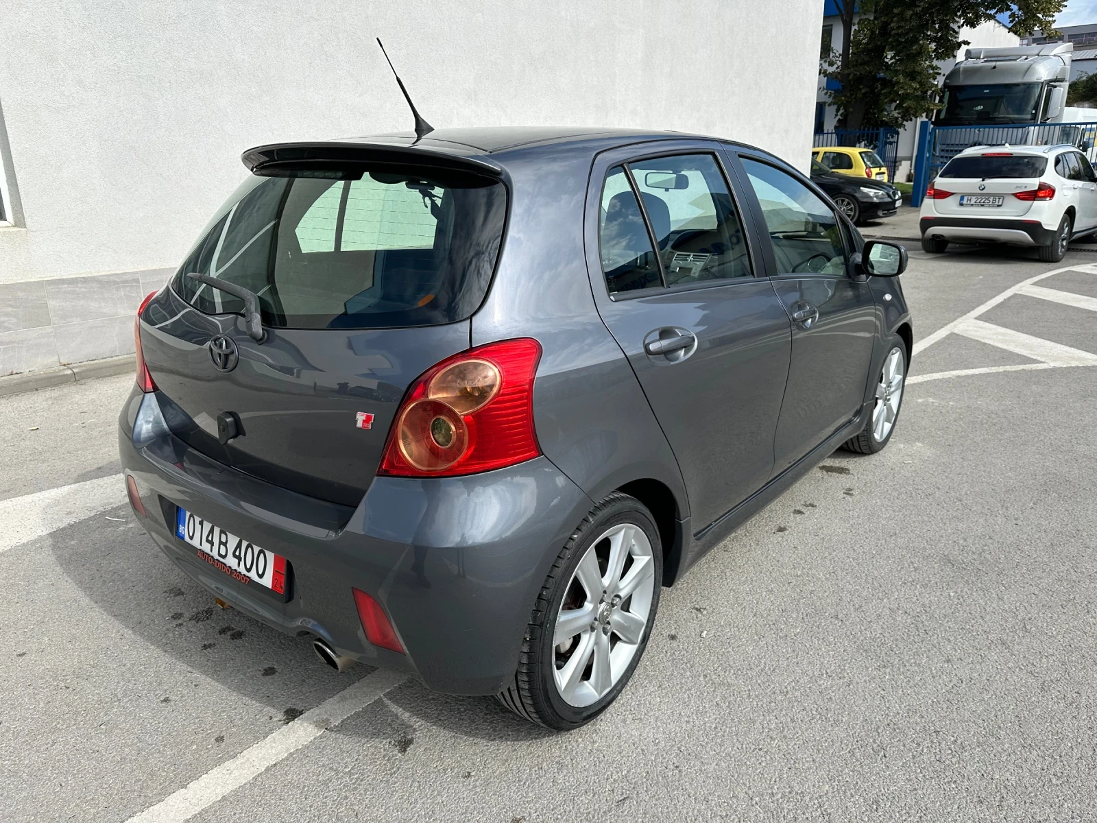 Toyota Yaris 1.8 TS  - изображение 4