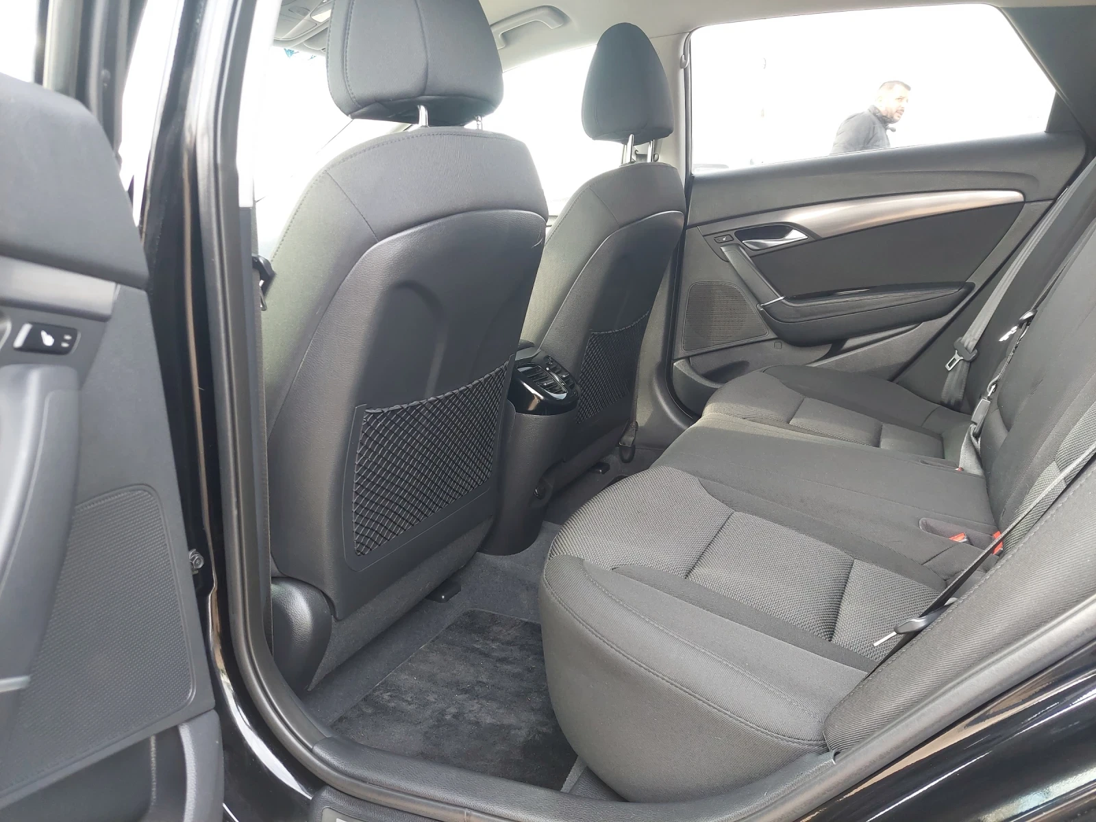 Hyundai I40 2.0GDI Euro-5 - изображение 9