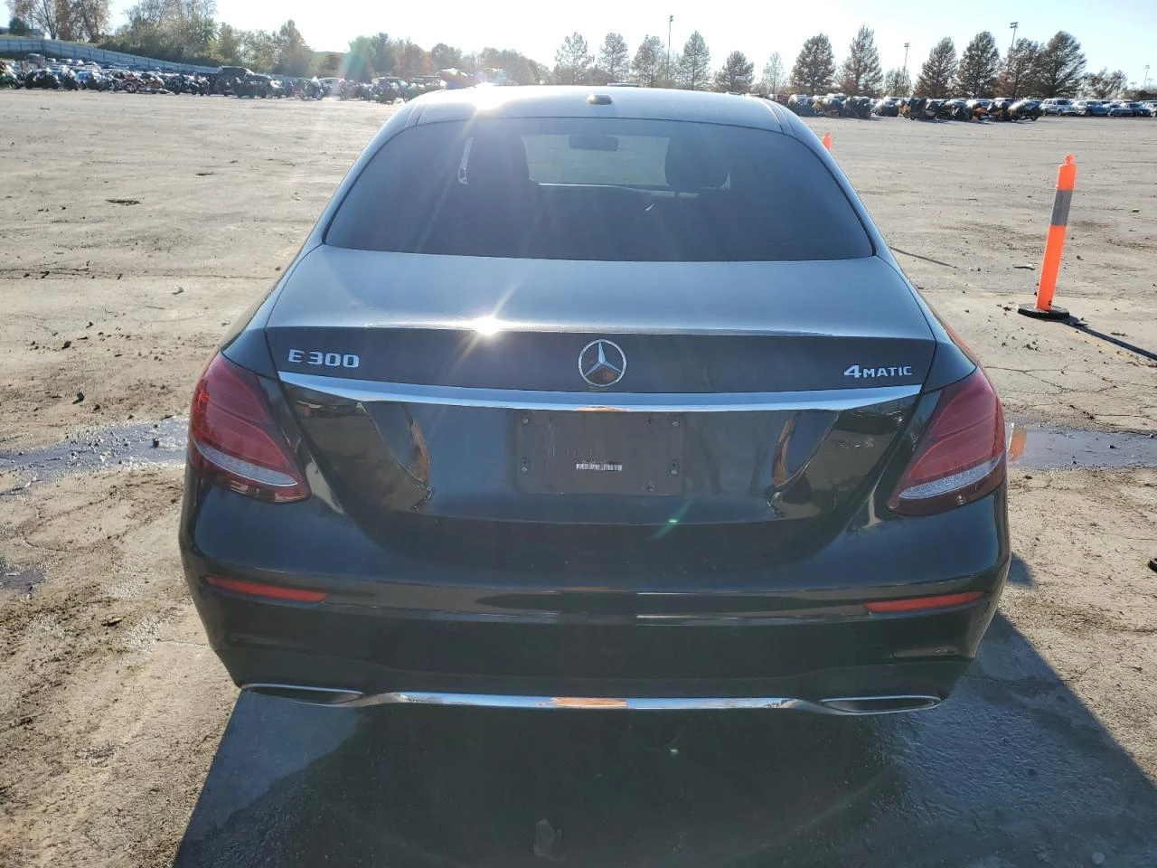 Mercedes-Benz E 300 BURMESTER* KEYLESS* ПОДГРЕВ* МЪРТВА ТОЧКА* 9G TRON - изображение 5
