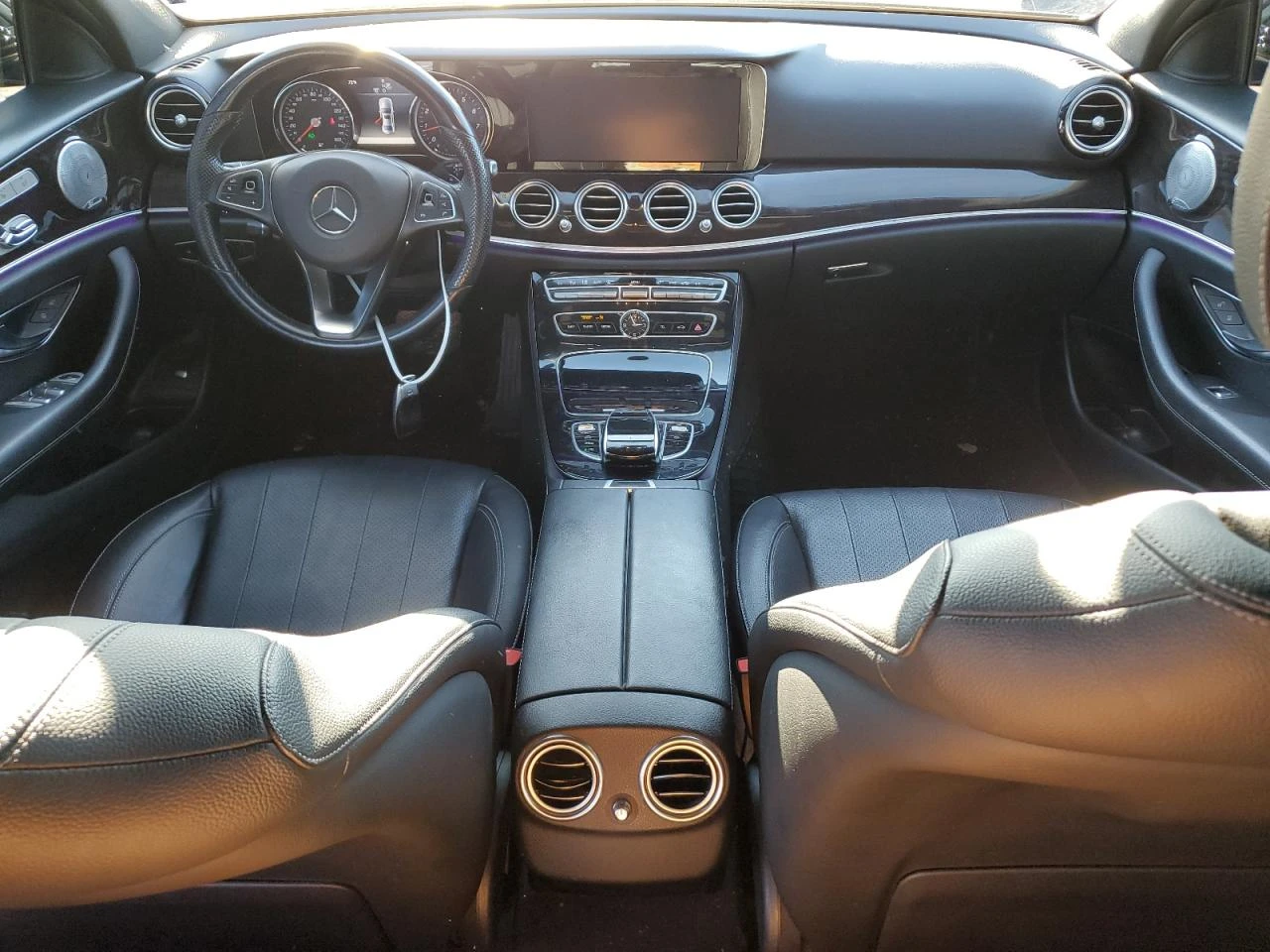 Mercedes-Benz E 300 BURMESTER* KEYLESS* ПОДГРЕВ* МЪРТВА ТОЧКА* 9G TRON - изображение 8