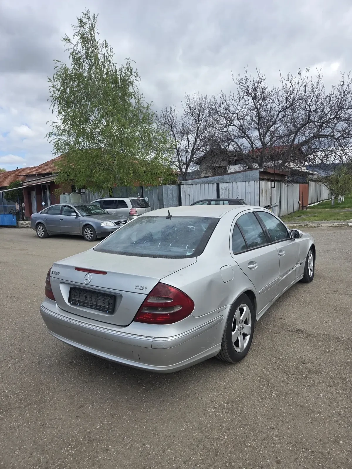Mercedes-Benz E 220 220цди - изображение 7